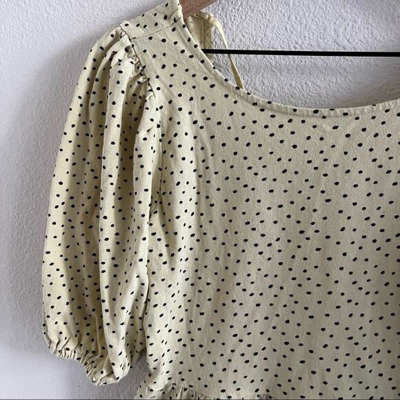 Urban Outfitters Pale Yellow Polka Dot Tie Open Back Peplum Top Large - Picture 4 of 10